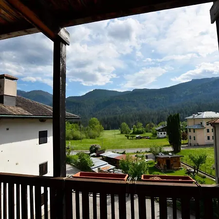 Ai Piedi Del Pelmo - Centro Appartamento Borca di Cadore
