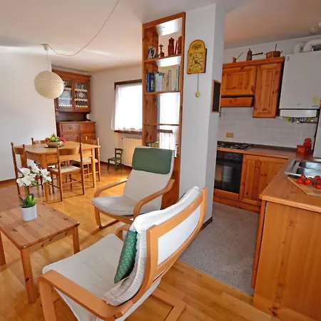 Ai Piedi Del Pelmo - Centro Apartamento
