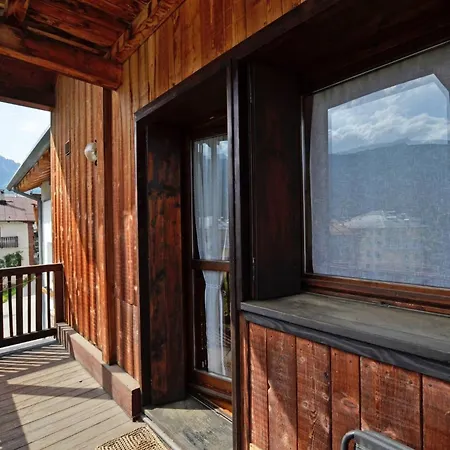 Ai Piedi Del Pelmo - Centro Borca di Cadore